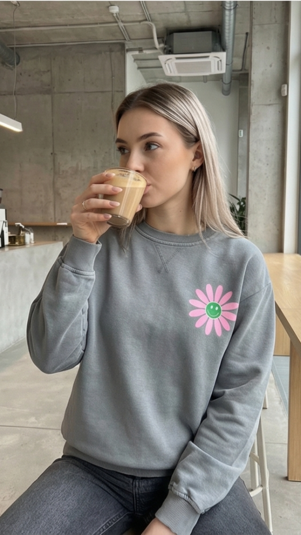 Bluza z napisem „Happiness grows where you plant it”